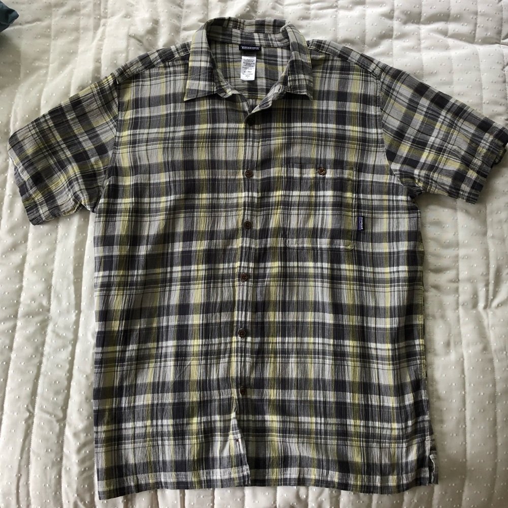 NWOT Men’s Patagonia Button Down